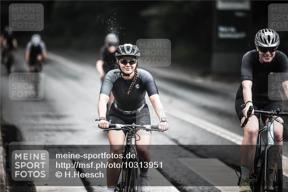 13.09.2026 - Stadtparktriathlon H.Heesch http://msf.ph/oto/10313951 13.09.2026 11:48:41 Radfahren 737, 748, 757, 766, 787, 807, 825 meine-sportfotos.de