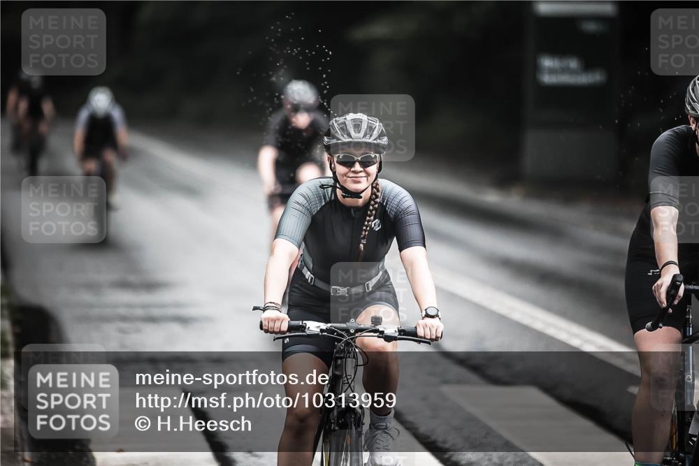 13.09.2026 - Stadtparktriathlon H.Heesch http://msf.ph/oto/10313959 13.09.2026 11:48:41 Radfahren 737, 748, 757, 766, 787, 807, 825 meine-sportfotos.de