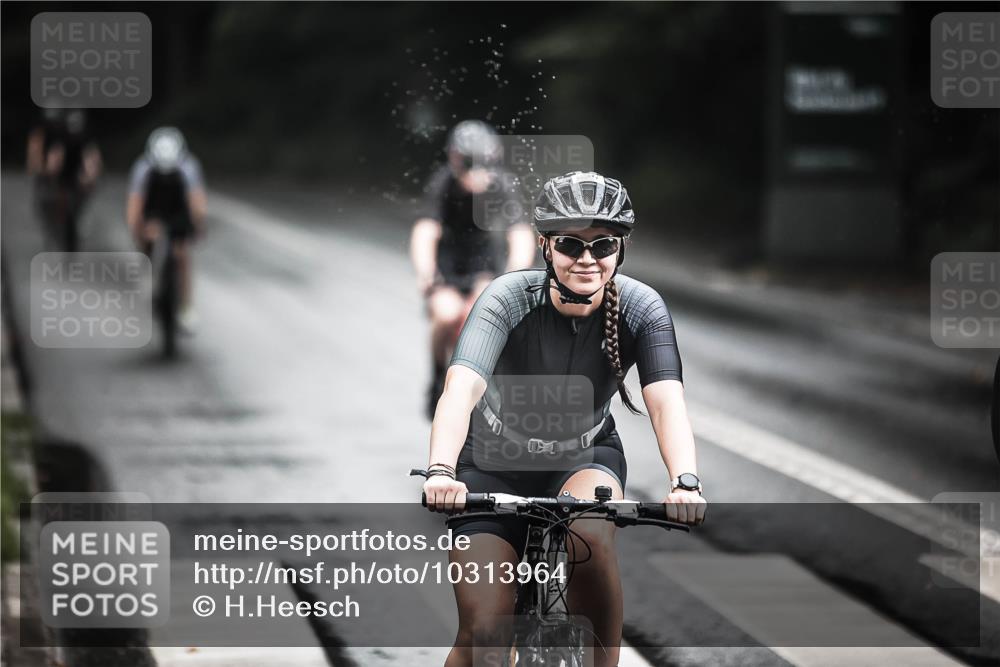 13.09.2026 - Stadtparktriathlon H.Heesch http://msf.ph/oto/10313964 13.09.2026 11:48:41 Radfahren 737, 748, 757, 766, 787, 807, 825 meine-sportfotos.de