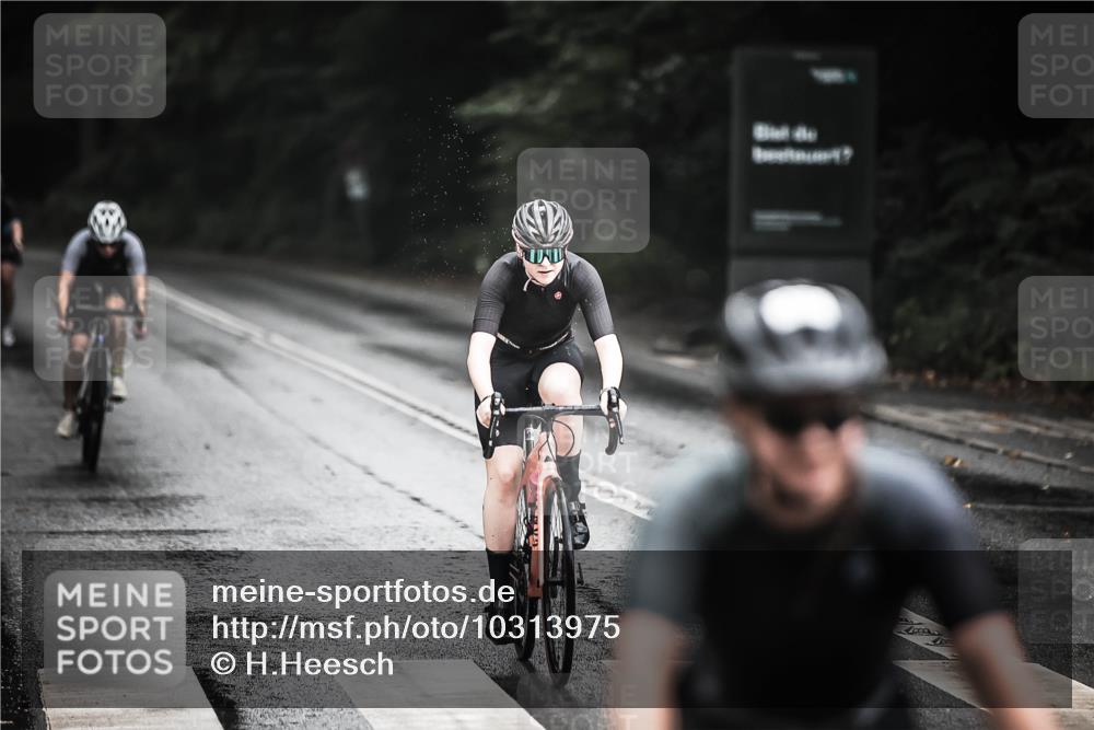 13.09.2026 - Stadtparktriathlon H.Heesch http://msf.ph/oto/10313975 13.09.2026 11:48:42 Radfahren 737, 748, 757, 766, 787, 804, 807, 825 meine-sportfotos.de