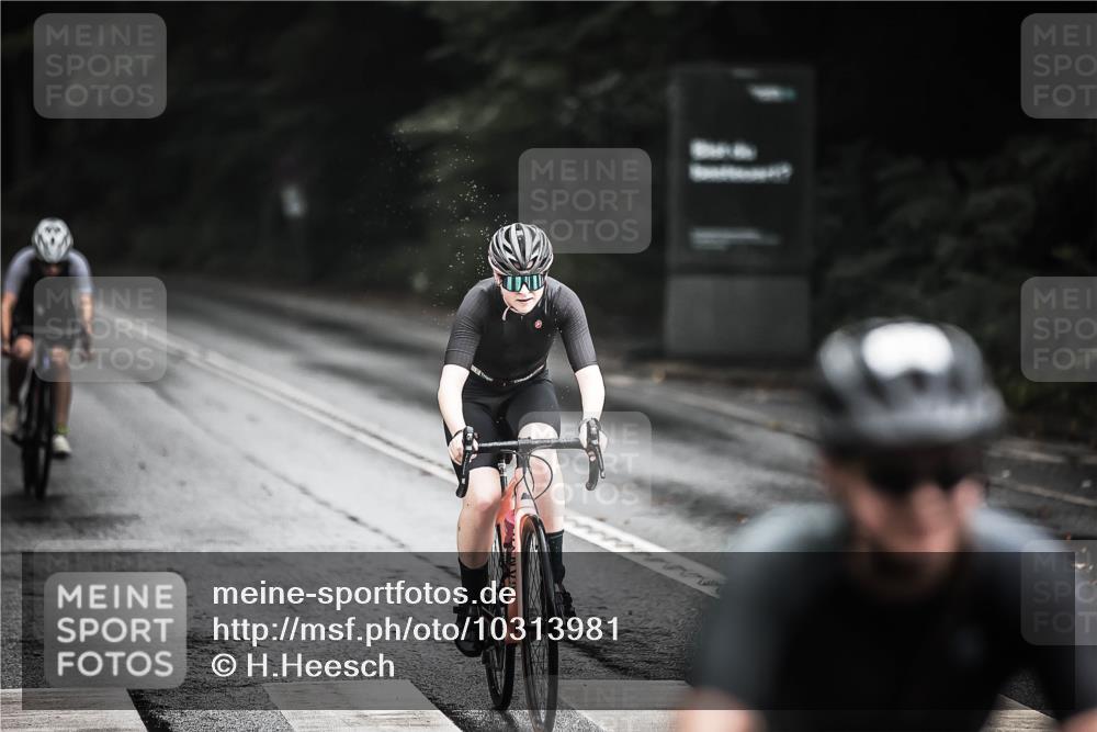 13.09.2026 - Stadtparktriathlon H.Heesch http://msf.ph/oto/10313981 13.09.2026 11:48:42 Radfahren 737, 748, 757, 766, 787, 804, 807, 825 meine-sportfotos.de