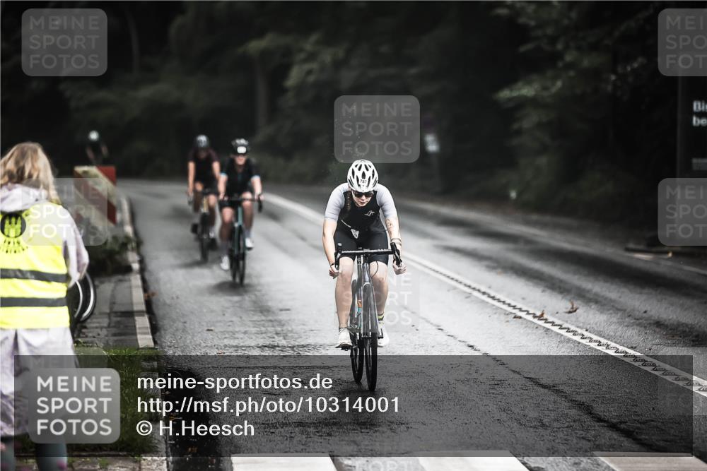 13.09.2026 - Stadtparktriathlon H.Heesch http://msf.ph/oto/10314001 13.09.2026 11:48:43 Radfahren 737, 748, 757, 766, 787, 804, 807, 825 meine-sportfotos.de