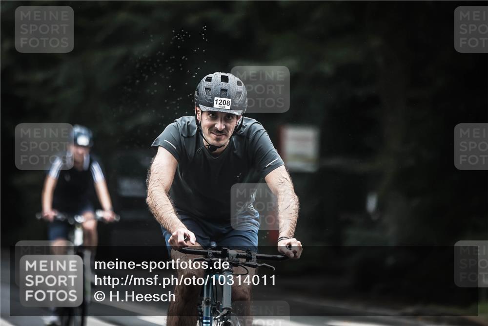 13.09.2026 - Stadtparktriathlon H.Heesch http://msf.ph/oto/10314011 13.09.2026 12:56:31 Radfahren 1156, 1164, 1192, 1202, 1208, 1253, 1271, 1366, 1389 meine-sportfotos.de