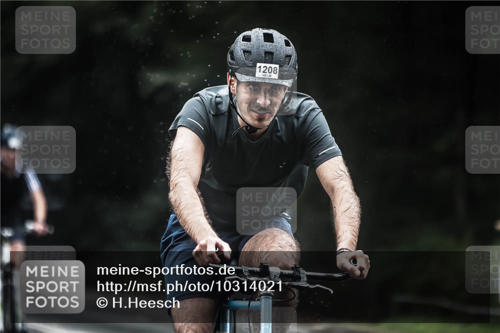 13.09.2026 - Stadtparktriathlon H.Heesch http://msf.ph/oto/10314021 13.09.2026 12:56:31 Radfahren 1156, 1164, 1192, 1202, 1208, 1253, 1271, 1366, 1389 meine-sportfotos.de