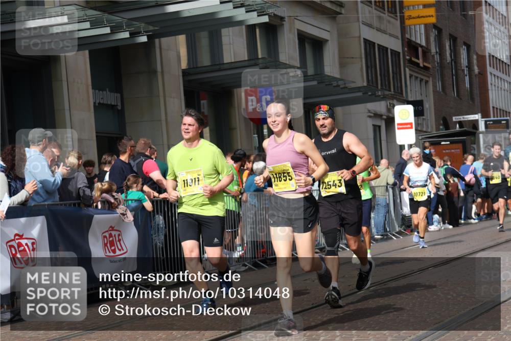 13.09.2026 - 21. swb-Marathon Bremen Strokosch-Dieckow http://msf.ph/oto/10314048 13.09.2026 10:56:26 Ziel 10240, 10356, 10372, 10486, 10540, 10610, 10721, 10771, 10824, 10888, 10936, 11064, 11069, 11079, 11349, 11407, 11474, 11601, 11872, 11911, 11996, 12284, 12434, 12543, 10184, 10211, 10246, 10322, 10356, 10365, 10443, 10670, 10675, 10699, 10844, 10949, 10957, 10960, 11219, 11256, 11280, 11317, 11570, 11693, 11782, 11795, 11844, 11855, 11871, 12452, 12476 meine-sportfotos.de