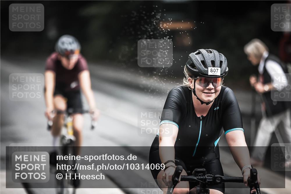 13.09.2026 - Stadtparktriathlon H.Heesch http://msf.ph/oto/10314069 13.09.2026 11:48:47 Radfahren 737, 766, 787, 804, 807, 825, 867 meine-sportfotos.de