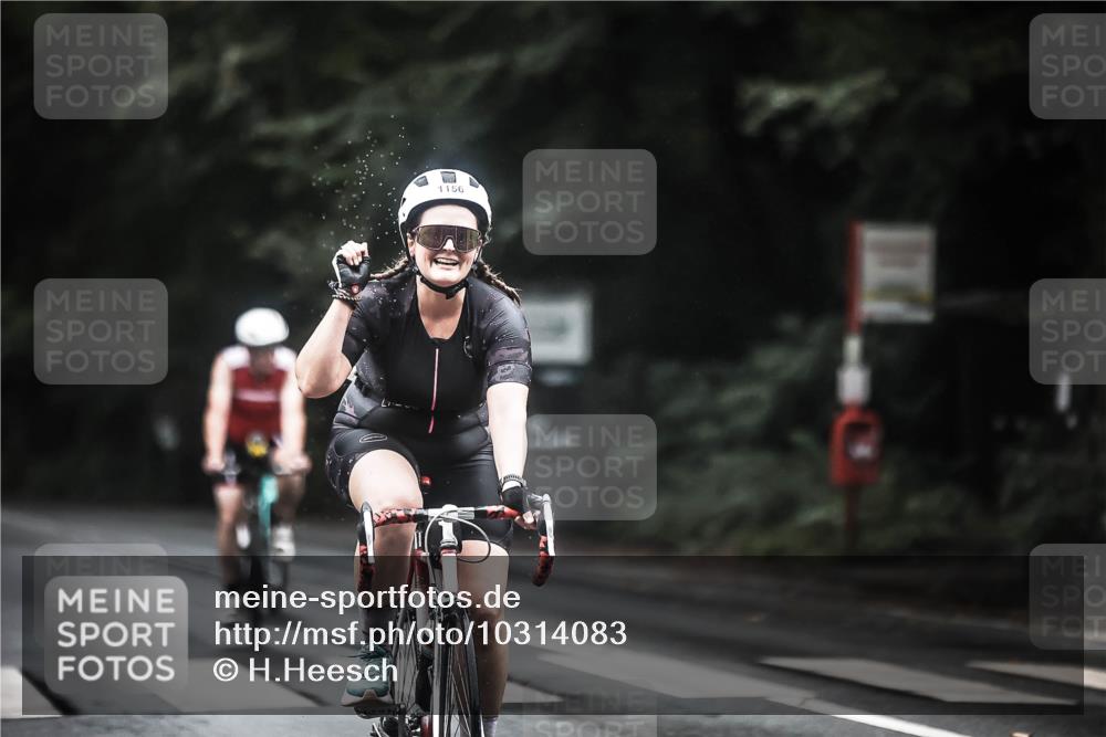 13.09.2026 - Stadtparktriathlon H.Heesch http://msf.ph/oto/10314083 13.09.2026 12:56:35 Radfahren 1123, 1156, 1164, 1202, 1208, 1253, 1271, 1366, 1389, 1427 meine-sportfotos.de