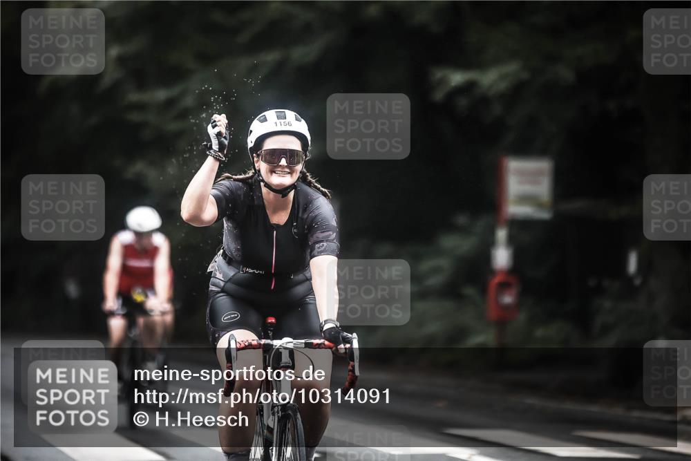 13.09.2026 - Stadtparktriathlon H.Heesch http://msf.ph/oto/10314091 13.09.2026 12:56:35 Radfahren 1123, 1156, 1164, 1202, 1208, 1253, 1271, 1366, 1389, 1427 meine-sportfotos.de