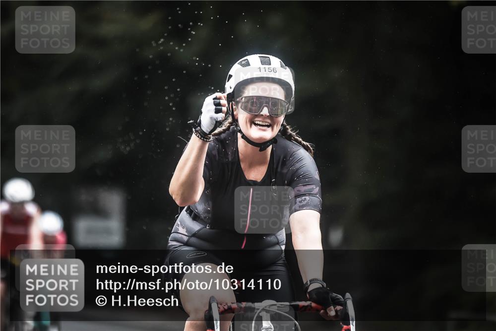 13.09.2026 - Stadtparktriathlon H.Heesch http://msf.ph/oto/10314110 13.09.2026 12:56:35 Radfahren 1123, 1156, 1164, 1202, 1208, 1253, 1271, 1366, 1389, 1427 meine-sportfotos.de