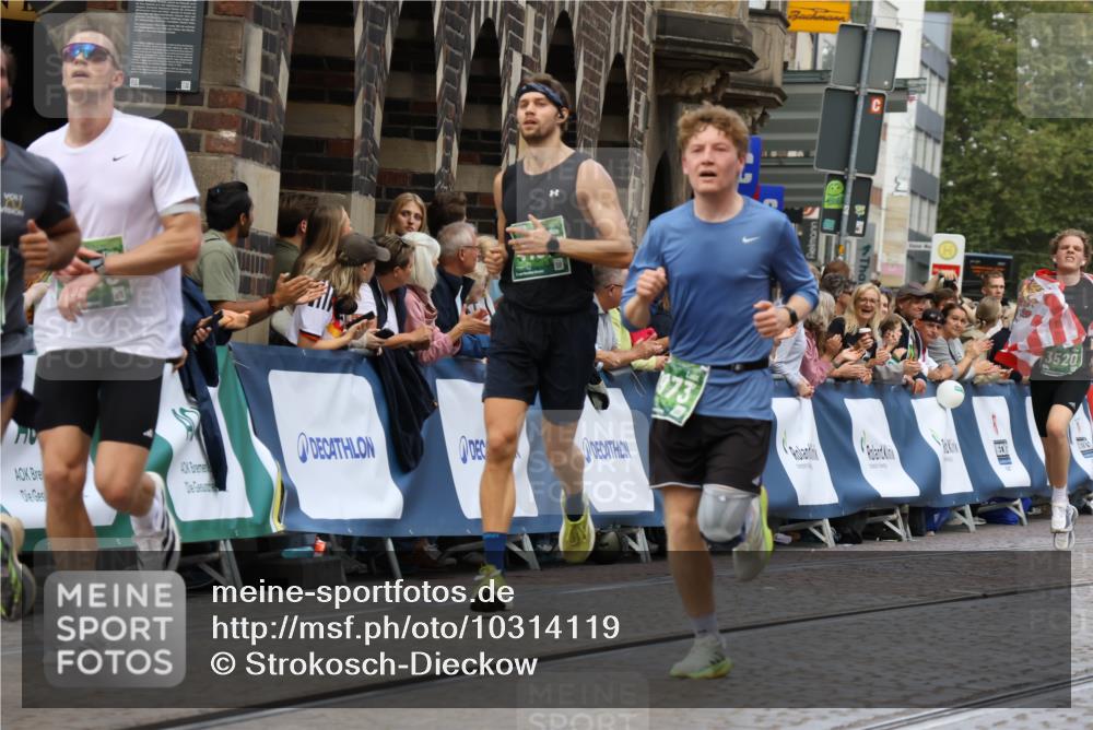 13.09.2026 - 21. swb-Marathon Bremen Strokosch-Dieckow http://msf.ph/oto/10314119 13.09.2026 13:05:44 Ziel 439, 3271, 3365, 4025, 5092, 5199, 5725, 6579, 7141, 9273, 1017, 1745, 2538, 3520, 4157, 4712, 6025, 6058, 7399, 8334, 8706, 8877, 8973, 9010, 9918 meine-sportfotos.de