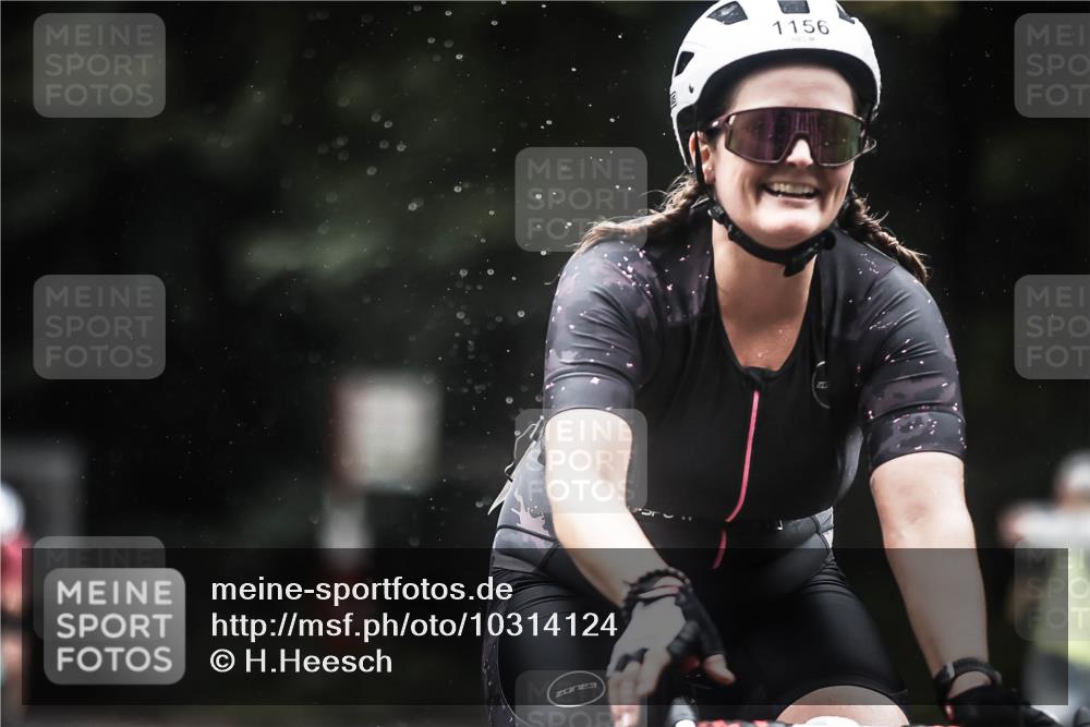 13.09.2026 - Stadtparktriathlon H.Heesch http://msf.ph/oto/10314124 13.09.2026 12:56:36 Radfahren 1123, 1156, 1164, 1202, 1208, 1253, 1271, 1389, 1427 meine-sportfotos.de