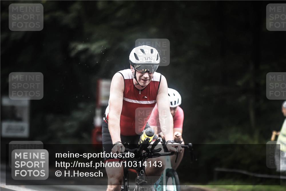 13.09.2026 - Stadtparktriathlon H.Heesch http://msf.ph/oto/10314143 13.09.2026 12:56:37 Radfahren 1123, 1156, 1164, 1202, 1241, 1253, 1271, 1389, 1427 meine-sportfotos.de