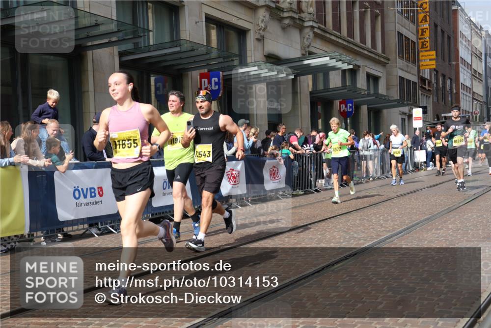 13.09.2026 - 21. swb-Marathon Bremen Strokosch-Dieckow http://msf.ph/oto/10314153 13.09.2026 10:56:27 Ziel 10240, 10372, 10486, 10540, 10610, 10721, 10771, 10824, 10888, 10936, 11000, 11064, 11069, 11079, 11349, 11407, 11474, 11601, 11872, 11911, 11996, 12284, 12434, 12543, 10184, 10211, 10246, 10322, 10356, 10365, 10443, 10670, 10675, 10699, 10844, 10949, 10957, 10960, 11219, 11256, 11280, 11317, 11570, 11693, 11782, 11795, 11844, 11855, 11871, 12452, 12476 meine-sportfotos.de