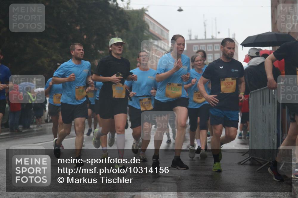 13.09.2026 - Kiel Lauf Markus Tischler http://msf.ph/oto/10314156 13.09.2026 10:42:18 Fleethörn 1377, 11019, 11352, 183, 1379 meine-sportfotos.de