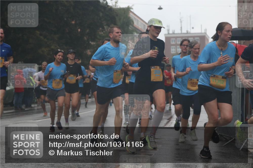 13.09.2026 - Kiel Lauf Markus Tischler http://msf.ph/oto/10314165 13.09.2026 10:42:18 Fleethörn 79, 1377, 1839, 11352 meine-sportfotos.de