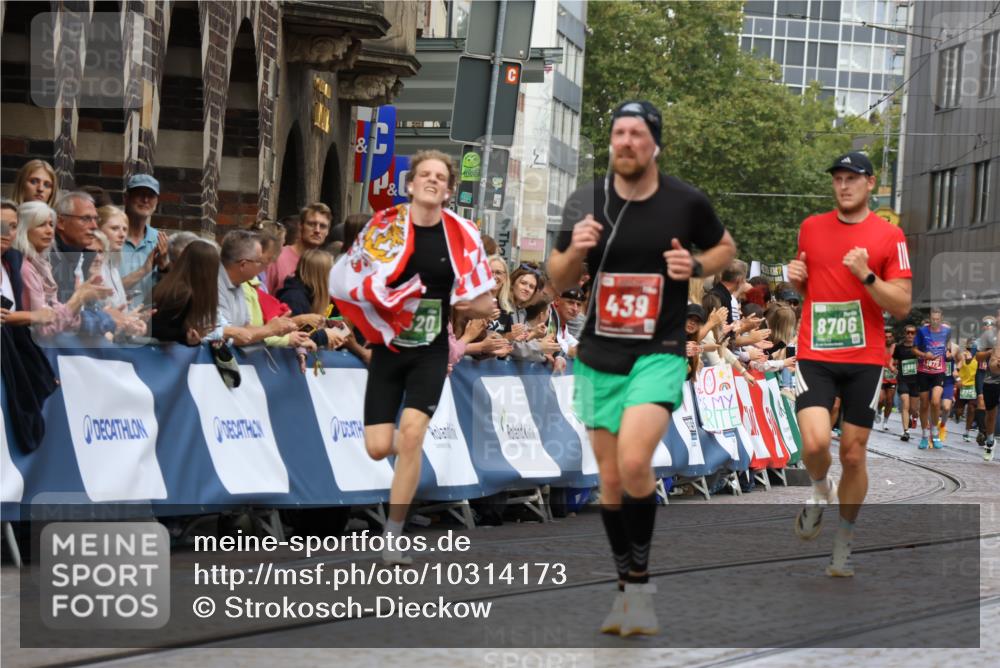 13.09.2026 - 21. swb-Marathon Bremen Strokosch-Dieckow http://msf.ph/oto/10314173 13.09.2026 13:05:45 Ziel 439, 3242, 3271, 3365, 4025, 5092, 5199, 5725, 6579, 7141, 9273, 1017, 1745, 3520, 4157, 4712, 6025, 6058, 7399, 8334, 8706, 8877, 8973, 9010, 9918 meine-sportfotos.de