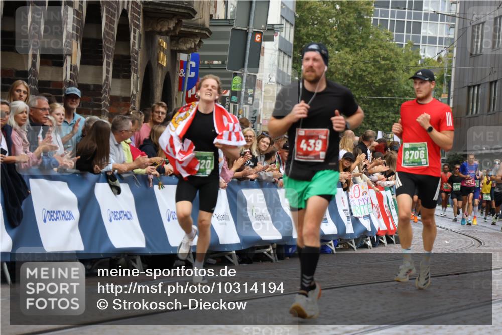 13.09.2026 - 21. swb-Marathon Bremen Strokosch-Dieckow http://msf.ph/oto/10314194 13.09.2026 13:05:45 Ziel 439, 3242, 3271, 3365, 4025, 5092, 5199, 5725, 6579, 7141, 9273, 1017, 1745, 3520, 4157, 4712, 6025, 6058, 7399, 8334, 8706, 8877, 8973, 9010, 9918 meine-sportfotos.de