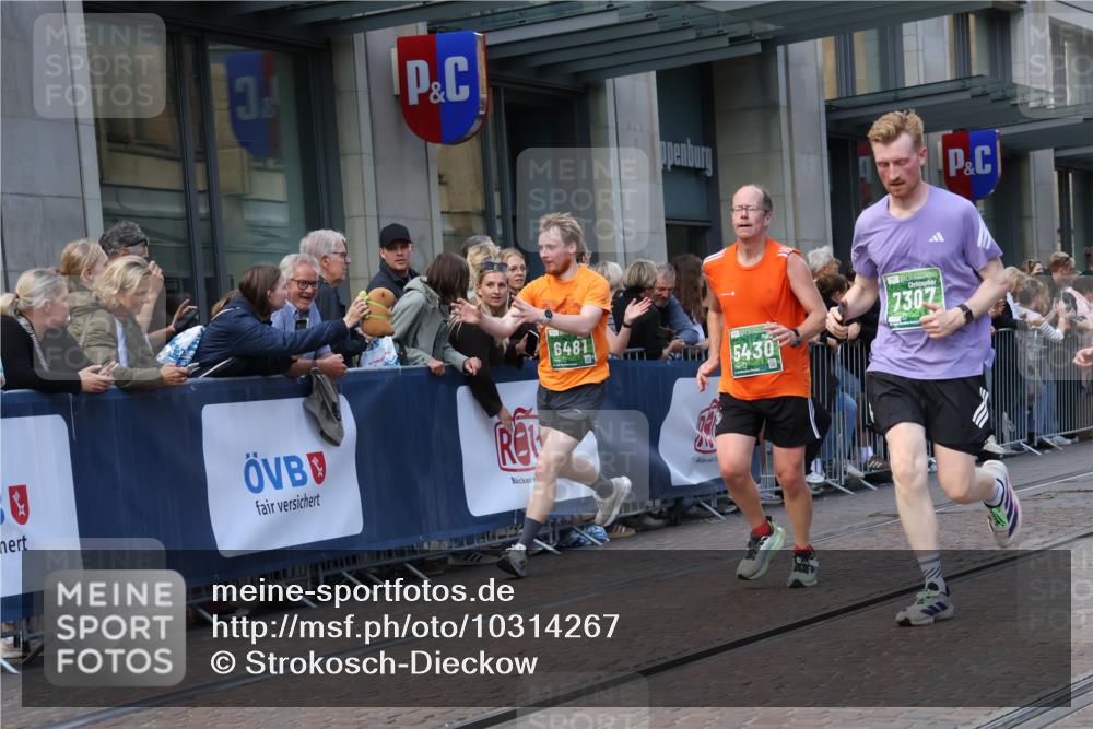 13.09.2026 - 21. swb-Marathon Bremen Strokosch-Dieckow http://msf.ph/oto/10314267 13.09.2026 13:15:41 Ziel 145, 663, 982, 1955, 2623, 2733, 3119, 3134, 3149, 3422, 3689, 4128, 4823, 5430, 5474, 5913, 6106, 6481, 6744, 7307, 7413, 8487, 9122, 9278, 13149, 13158, 1033, 1445, 3346, 3536, 3836, 3991, 4212, 4573, 4646, 4653, 4663, 5533, 5588, 6162, 6515, 6526, 7203, 7291, 7346, 7992, 8086, 8254, 8255, 9029, 9391, 9475, 9777, 13249 meine-sportfotos.de