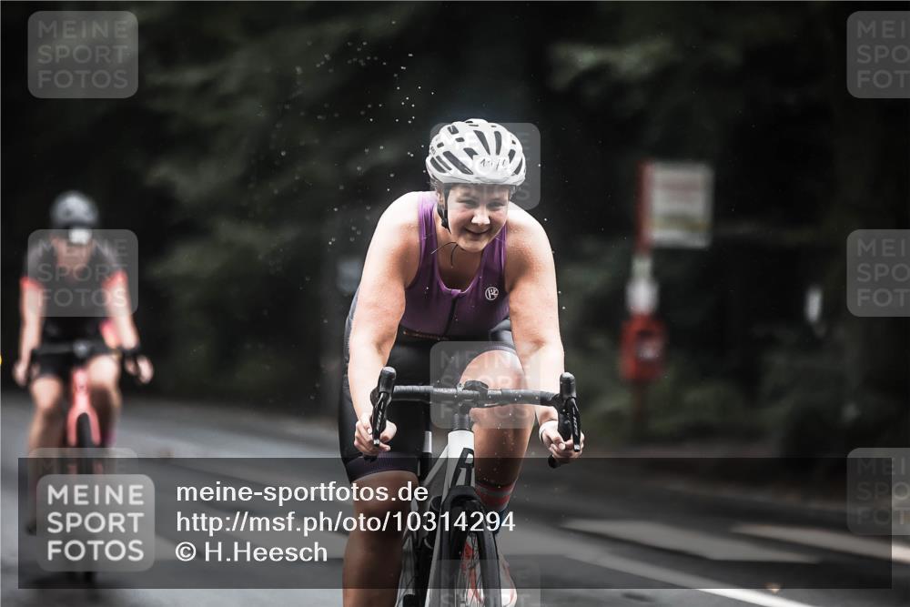 13.09.2026 - Stadtparktriathlon H.Heesch http://msf.ph/oto/10314294 13.09.2026 12:56:45 Radfahren 1083, 1105, 1123, 1176, 1205, 1231, 1241, 1427 meine-sportfotos.de