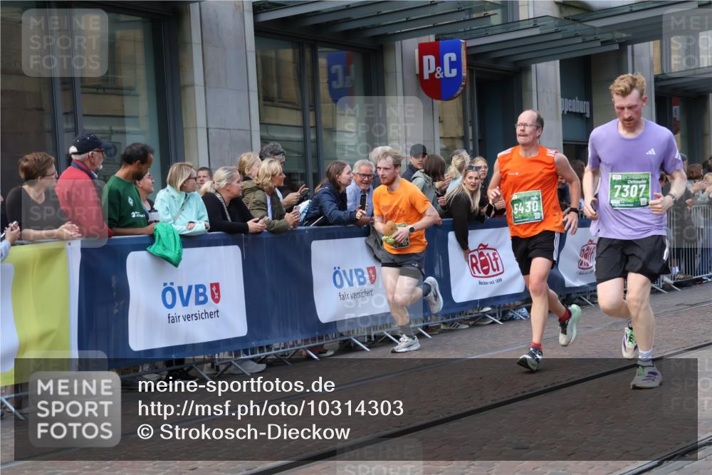 13.09.2026 - 21. swb-Marathon Bremen Strokosch-Dieckow http://msf.ph/oto/10314303 13.09.2026 13:15:41 Ziel 145, 663, 982, 1955, 2623, 2733, 3119, 3134, 3149, 3422, 3689, 4128, 4823, 5430, 5474, 5913, 6106, 6481, 6744, 7307, 7413, 8487, 9122, 9278, 13149, 13158, 1033, 1445, 3346, 3536, 3836, 3991, 4212, 4573, 4646, 4653, 4663, 5533, 5588, 6162, 6515, 6526, 7203, 7291, 7346, 7992, 8086, 8254, 8255, 9029, 9391, 9475, 9777, 13249 meine-sportfotos.de