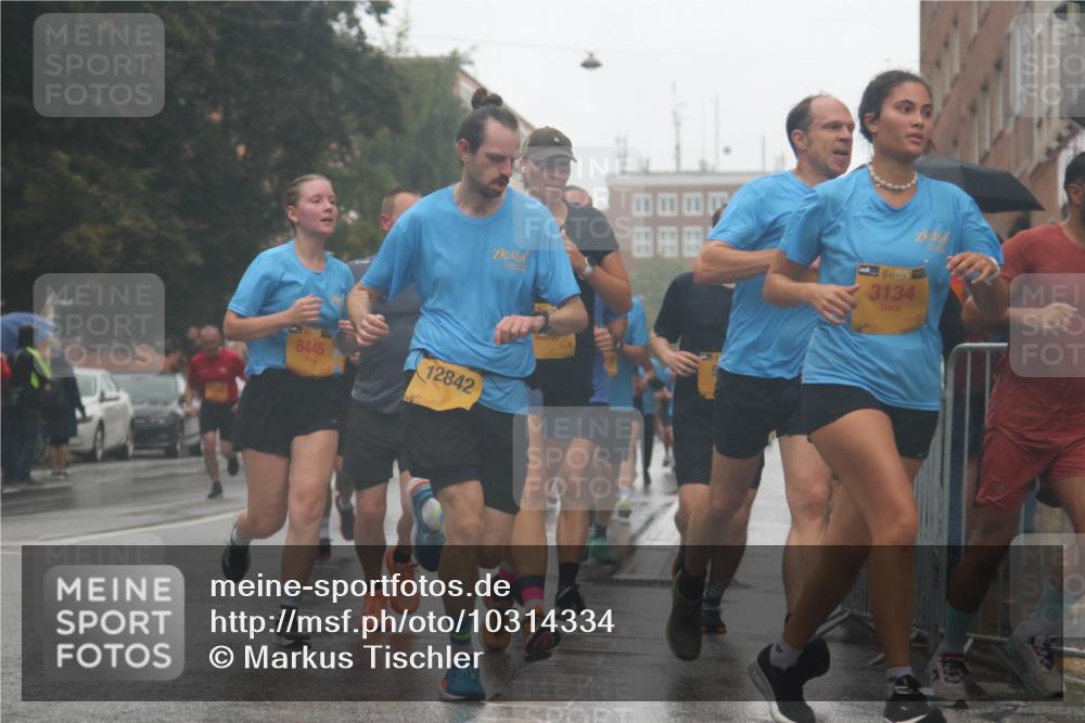 13.09.2026 - Kiel Lauf Markus Tischler http://msf.ph/oto/10314334 13.09.2026 10:42:34 Fleethörn 8445, 12842, 1, 39, 3134 meine-sportfotos.de