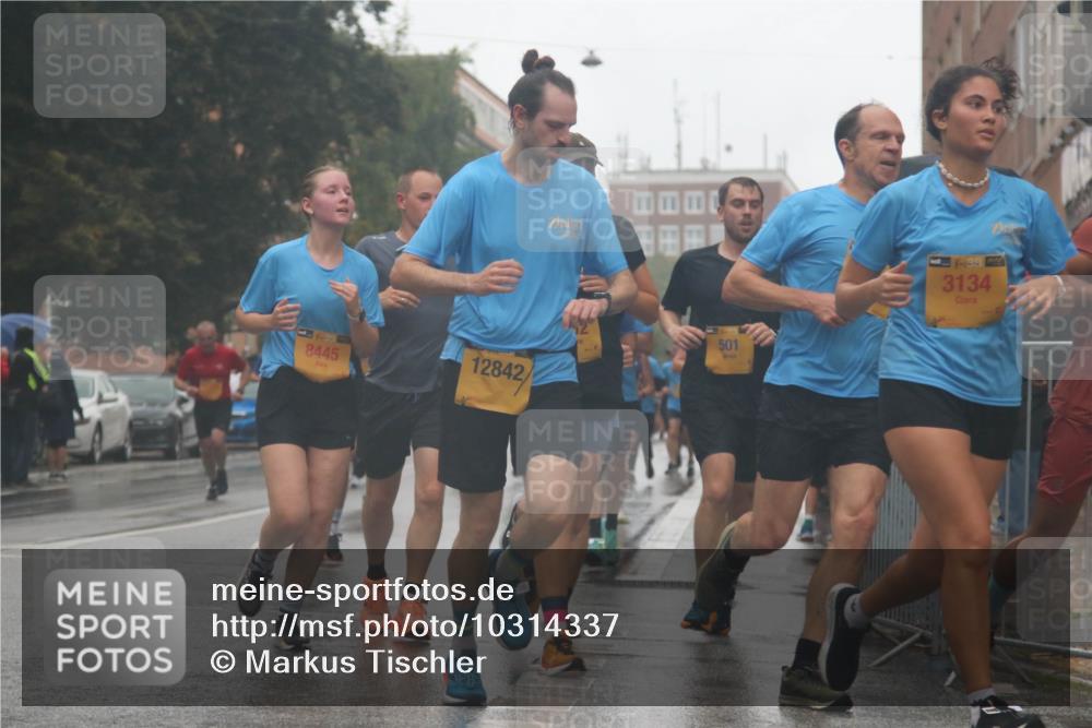 13.09.2026 - Kiel Lauf Markus Tischler http://msf.ph/oto/10314337 13.09.2026 10:42:34 Fleethörn 39, 8445, 12842, 501, 3134 meine-sportfotos.de