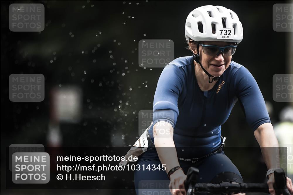 13.09.2026 - Stadtparktriathlon H.Heesch http://msf.ph/oto/10314345 13.09.2026 11:49:28 Radfahren 732, 735, 810, 879 meine-sportfotos.de