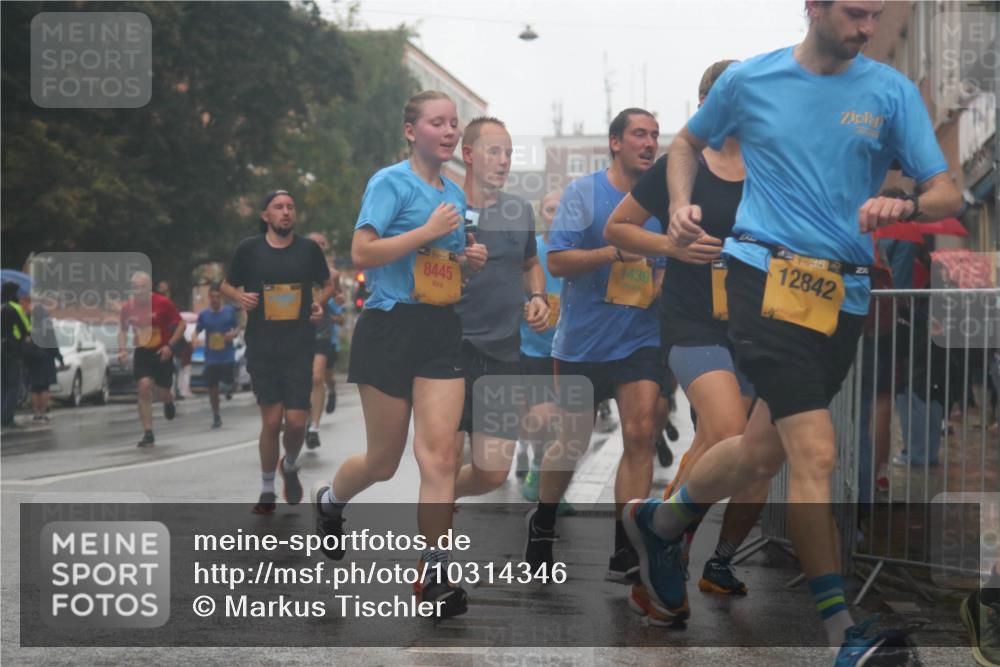 13.09.2026 - Kiel Lauf Markus Tischler http://msf.ph/oto/10314346 13.09.2026 10:42:34 Fleethörn 4, 39, 8445, 1439, 12842 meine-sportfotos.de