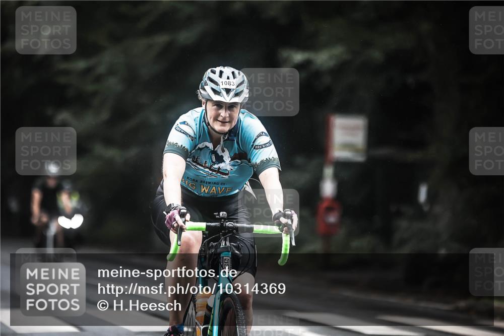 13.09.2026 - Stadtparktriathlon H.Heesch http://msf.ph/oto/10314369 13.09.2026 12:56:49 Radfahren 1083, 1105, 1115, 1163, 1176, 1205, 1231, 1241, 1272, 1386 meine-sportfotos.de