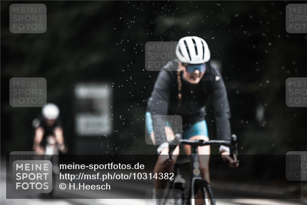 13.09.2026 - Stadtparktriathlon H.Heesch http://msf.ph/oto/10314382 13.09.2026 11:49:34 Radfahren 710, 735, 738, 750, 765, 793, 810, 919, 941 meine-sportfotos.de
