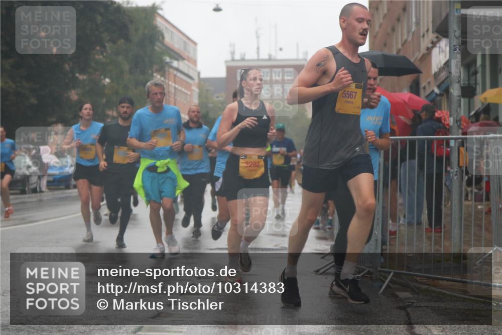 13.09.2026 - Kiel Lauf Markus Tischler http://msf.ph/oto/10314383 13.09.2026 10:42:39 Fleethörn 39, 3282, 5567 meine-sportfotos.de
