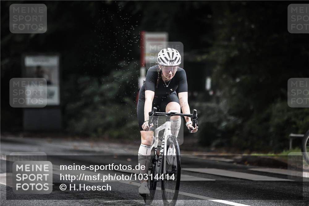 13.09.2026 - Stadtparktriathlon H.Heesch http://msf.ph/oto/10314414 13.09.2026 11:49:35 Radfahren 710, 735, 738, 750, 765, 793, 810, 919, 941 meine-sportfotos.de
