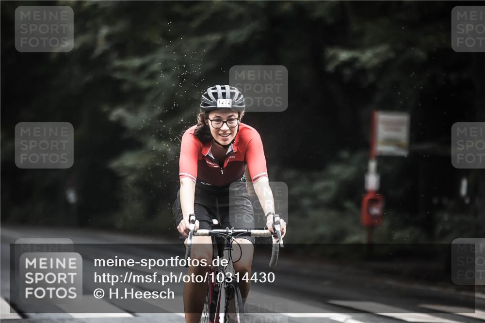 13.09.2026 - Stadtparktriathlon H.Heesch http://msf.ph/oto/10314430 13.09.2026 12:56:55 Radfahren 1109, 1115, 1146, 1163, 1196, 1205, 1272, 1386 meine-sportfotos.de