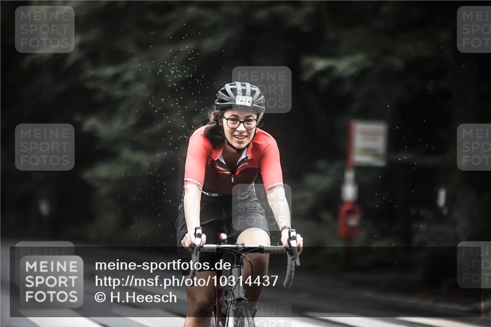 13.09.2026 - Stadtparktriathlon H.Heesch http://msf.ph/oto/10314437 13.09.2026 12:56:55 Radfahren 1109, 1115, 1146, 1163, 1196, 1205, 1272, 1386 meine-sportfotos.de