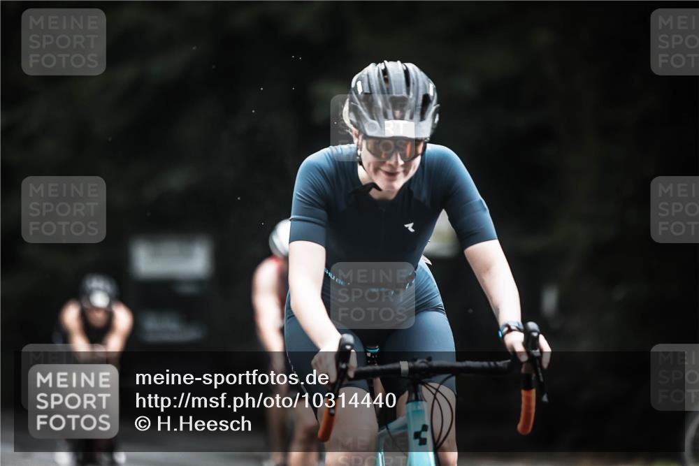 13.09.2026 - Stadtparktriathlon H.Heesch http://msf.ph/oto/10314440 13.09.2026 11:49:37 Radfahren 710, 735, 738, 750, 765, 793, 810, 919, 941 meine-sportfotos.de
