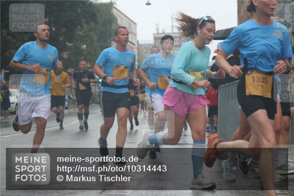 13.09.2026 - Kiel Lauf Markus Tischler http://msf.ph/oto/10314443 13.09.2026 10:42:46 Fleethörn 1, 38, 10082, 39, 1181, 1242, 38, 80, 1335 meine-sportfotos.de