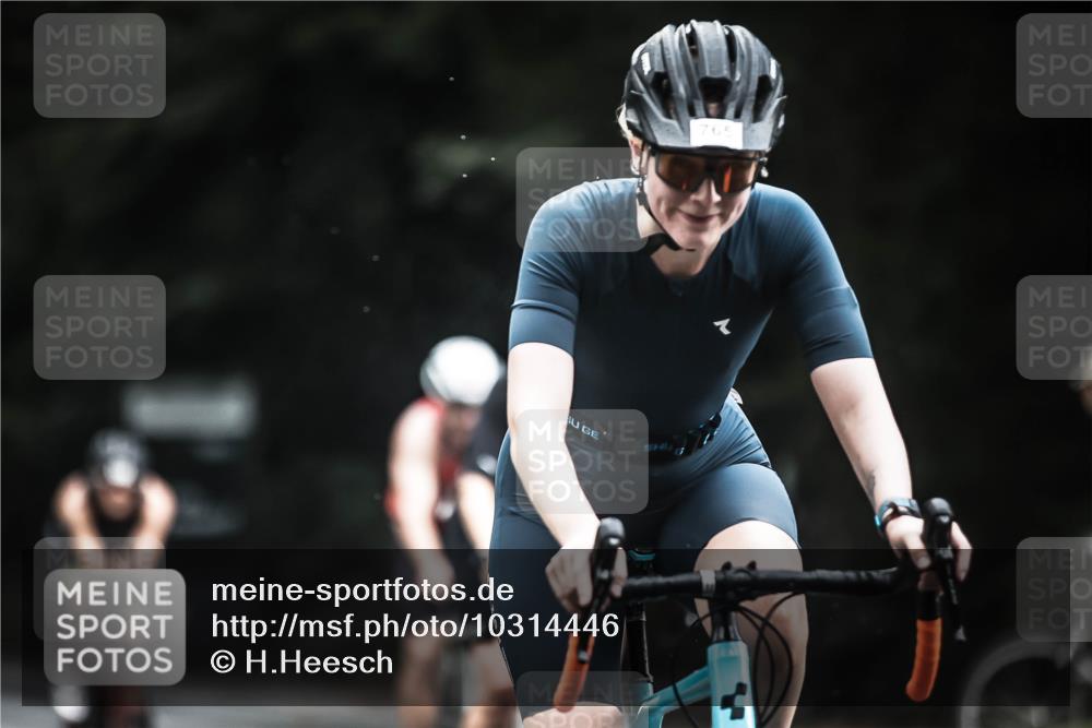 13.09.2026 - Stadtparktriathlon H.Heesch http://msf.ph/oto/10314446 13.09.2026 11:49:37 Radfahren 710, 735, 738, 750, 765, 793, 810, 919, 941 meine-sportfotos.de