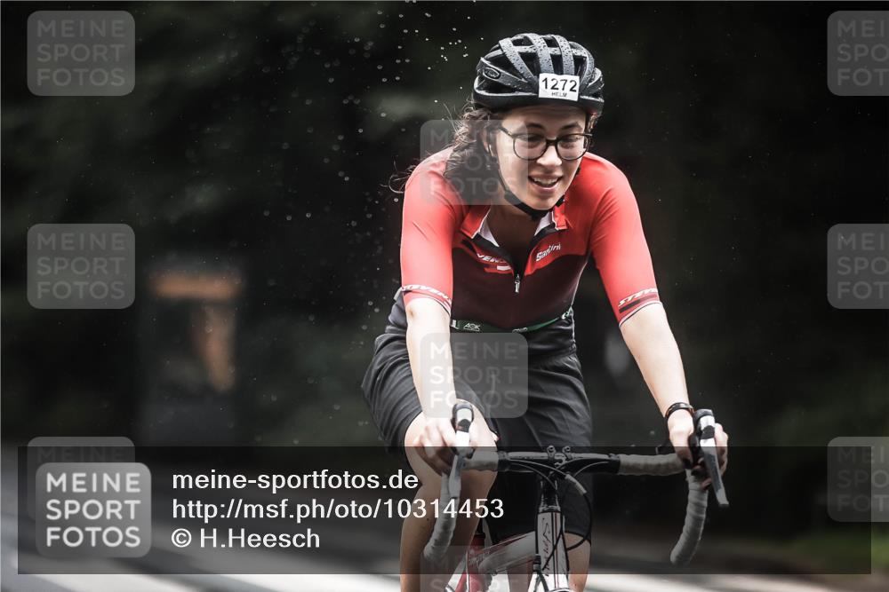 13.09.2026 - Stadtparktriathlon H.Heesch http://msf.ph/oto/10314453 13.09.2026 12:56:55 Radfahren 1109, 1115, 1146, 1163, 1196, 1205, 1272, 1386 meine-sportfotos.de
