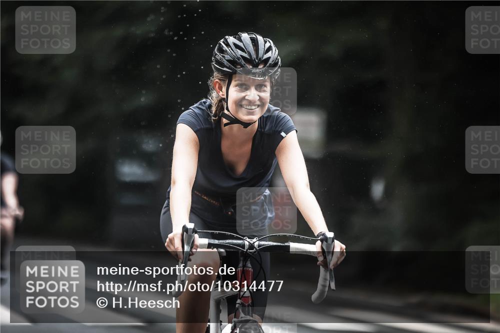 13.09.2026 - Stadtparktriathlon H.Heesch http://msf.ph/oto/10314477 13.09.2026 12:56:59 Radfahren 1109, 1146, 1196, 1272, 1386 meine-sportfotos.de