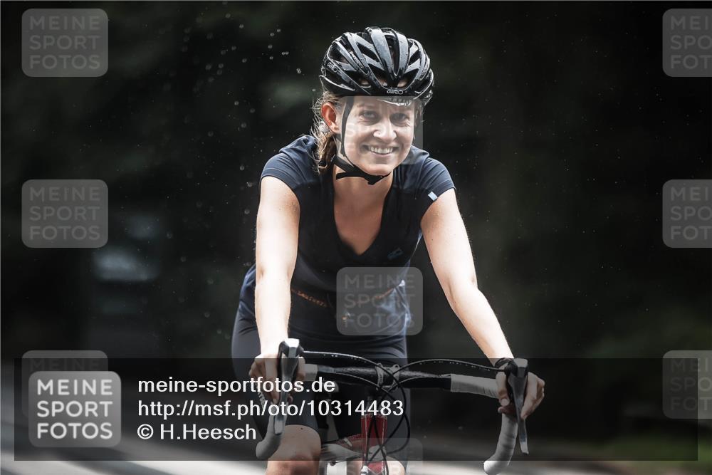 13.09.2026 - Stadtparktriathlon H.Heesch http://msf.ph/oto/10314483 13.09.2026 12:56:59 Radfahren 1109, 1146, 1196, 1272, 1386 meine-sportfotos.de