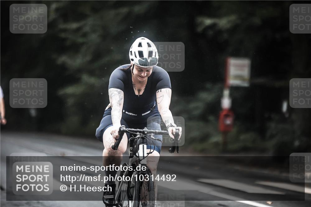13.09.2026 - Stadtparktriathlon H.Heesch http://msf.ph/oto/10314492 13.09.2026 12:57:00 Radfahren 1109, 1146, 1196, 1272 meine-sportfotos.de