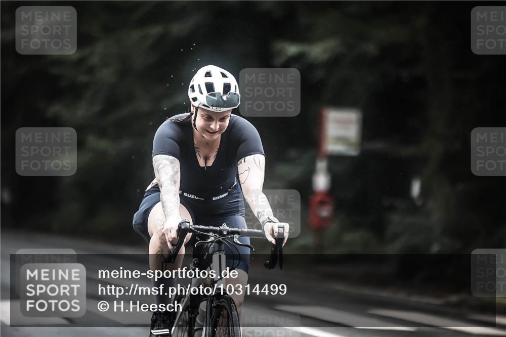 13.09.2026 - Stadtparktriathlon H.Heesch http://msf.ph/oto/10314499 13.09.2026 12:57:00 Radfahren 1109, 1146, 1196, 1272 meine-sportfotos.de