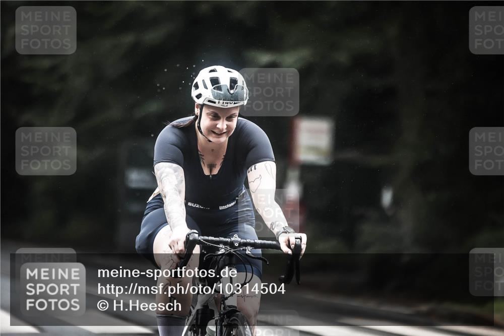 13.09.2026 - Stadtparktriathlon H.Heesch http://msf.ph/oto/10314504 13.09.2026 12:57:00 Radfahren 1109, 1146, 1196, 1272 meine-sportfotos.de