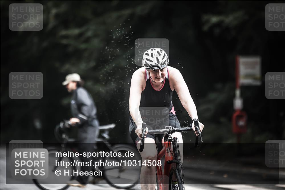 13.09.2026 - Stadtparktriathlon H.Heesch http://msf.ph/oto/10314508 13.09.2026 11:49:40 Radfahren 710, 735, 738, 750, 765, 793, 919, 941 meine-sportfotos.de