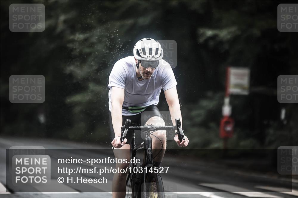 13.09.2026 - Stadtparktriathlon H.Heesch http://msf.ph/oto/10314527 13.09.2026 12:57:02 Radfahren 1109, 1146, 1196, 1198 meine-sportfotos.de