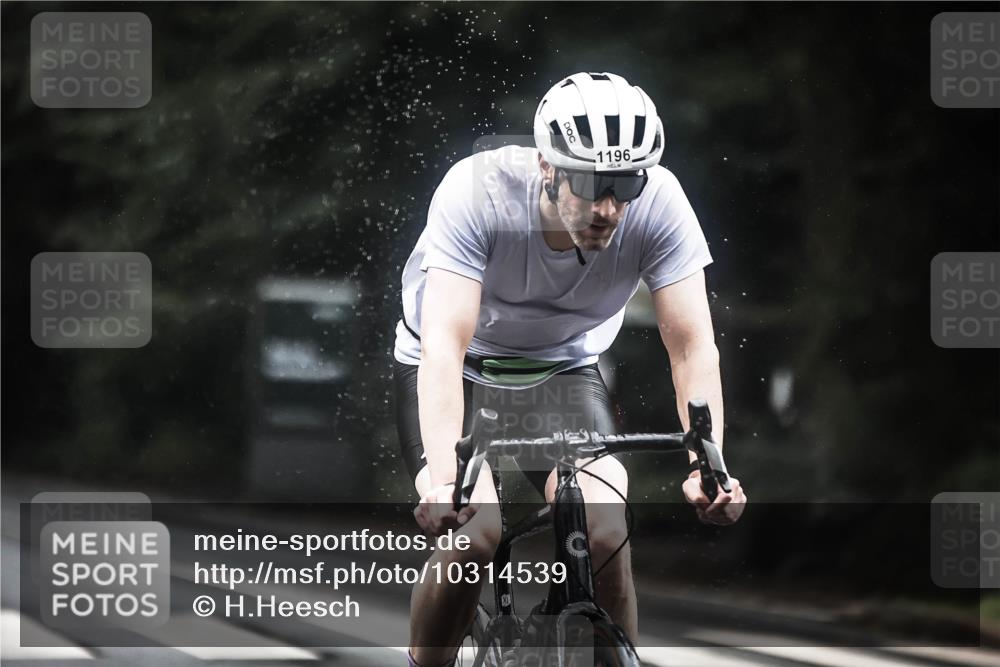 13.09.2026 - Stadtparktriathlon H.Heesch http://msf.ph/oto/10314539 13.09.2026 12:57:02 Radfahren 1109, 1146, 1196, 1198 meine-sportfotos.de