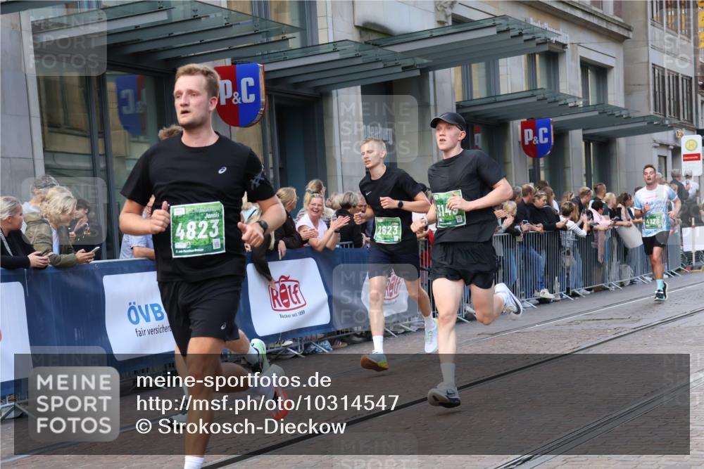 13.09.2026 - 21. swb-Marathon Bremen Strokosch-Dieckow http://msf.ph/oto/10314547 13.09.2026 13:15:45 Ziel 145, 481, 663, 740, 982, 1605, 1955, 2623, 3134, 3149, 4128, 4823, 5430, 5474, 5913, 6106, 6481, 6721, 6744, 7307, 7413, 8398, 8487, 9122, 9278, 13008, 13149, 13158, 1033, 1445, 2733, 3119, 3346, 3422, 3536, 3689, 3836, 3991, 4212, 4573, 4653, 4663, 5533, 5588, 6162, 6515, 6526, 7203, 7291, 7346, 7992, 9029, 9391, 9475, 9777, 13249 meine-sportfotos.de