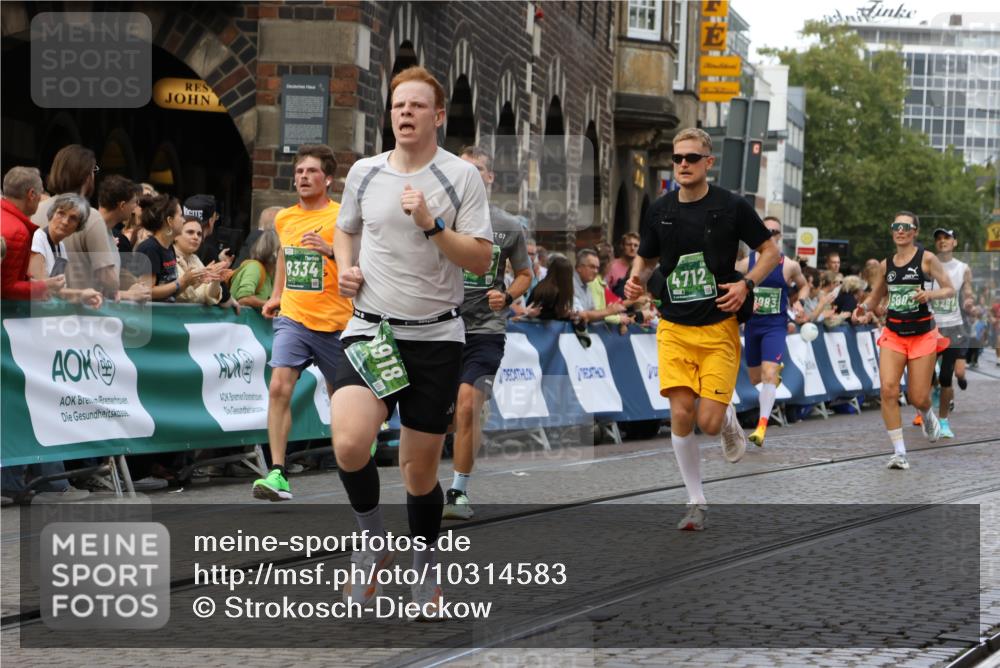 13.09.2026 - 21. swb-Marathon Bremen Strokosch-Dieckow http://msf.ph/oto/10314583 13.09.2026 13:05:57 Ziel 1017, 1301, 1562, 1879, 2538, 3242, 3271, 5199, 5725, 6025, 6579, 7141, 8973, 681, 3297, 3466, 4614, 4712, 5803, 6686, 7336, 7399, 8334, 8670, 8983, 9429, 9918 meine-sportfotos.de