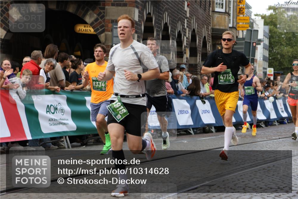 13.09.2026 - 21. swb-Marathon Bremen Strokosch-Dieckow http://msf.ph/oto/10314628 13.09.2026 13:05:58 Ziel 1017, 1301, 1562, 1879, 2538, 3242, 3271, 4157, 5199, 5725, 6025, 6579, 7141, 8973, 681, 3297, 3466, 4614, 5803, 6686, 7336, 7399, 8670, 8983, 9429 meine-sportfotos.de
