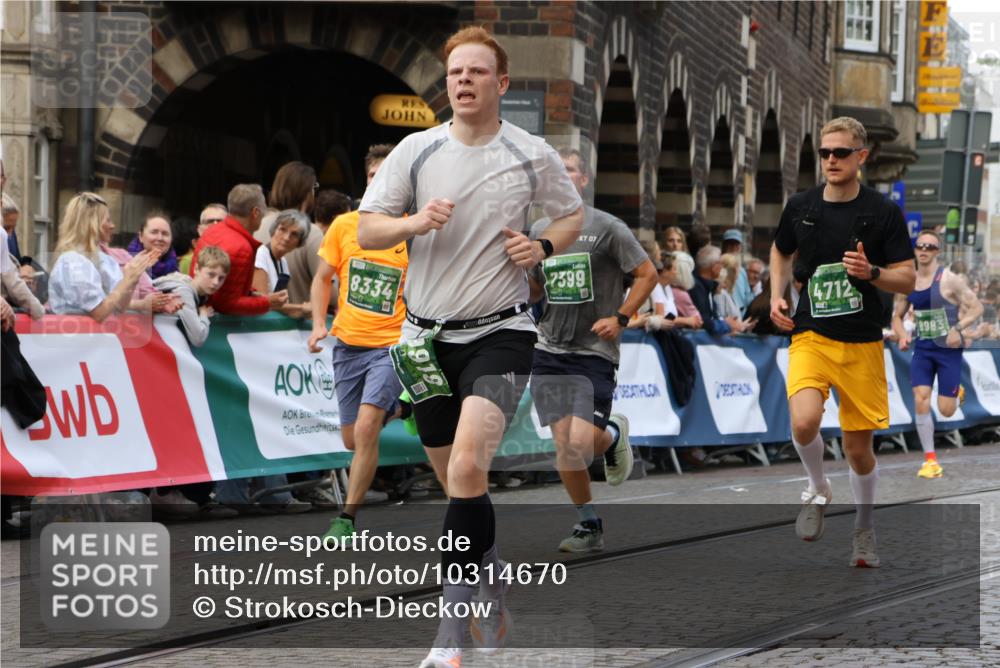 13.09.2026 - 21. swb-Marathon Bremen Strokosch-Dieckow http://msf.ph/oto/10314670 13.09.2026 13:05:58 Ziel 1017, 1301, 1562, 1879, 2538, 3242, 3271, 4157, 5199, 5725, 6025, 6579, 7141, 8973, 681, 3297, 3466, 4614, 5803, 6686, 7336, 7399, 8670, 8983, 9429 meine-sportfotos.de